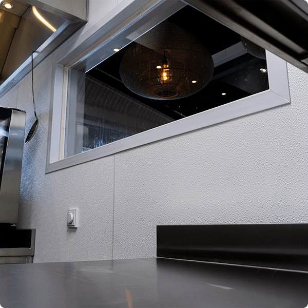 Hygiënische wandafwerking FRP plaat HACCP renovatie