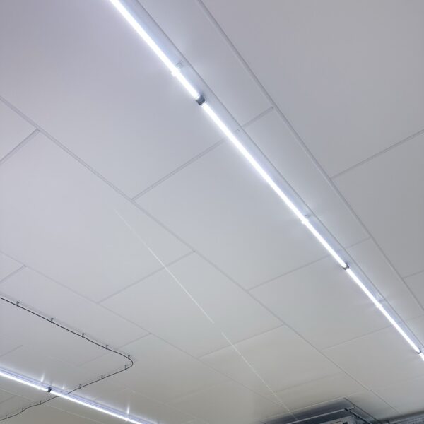 FRP plafond direct verlijmd smooth uitvoering met H-profiel