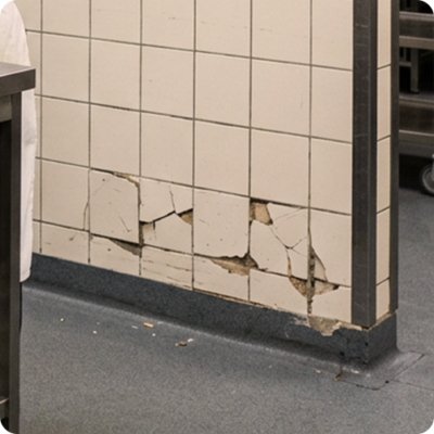 Horeca keuken schade wand tegels