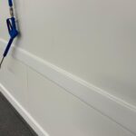 Wandbescherming-stootrand-hdpe-wit HDPE stootplinten wandbescherming stootranden beschermen ruimte