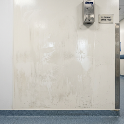 Zorg ruimte chemisch schoonmaken